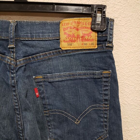 Levi's Men's 505 Blue Denim Medium Wash Pockets Straight Leg Jeans Sz W30 x L32 - Picture 7 of 9